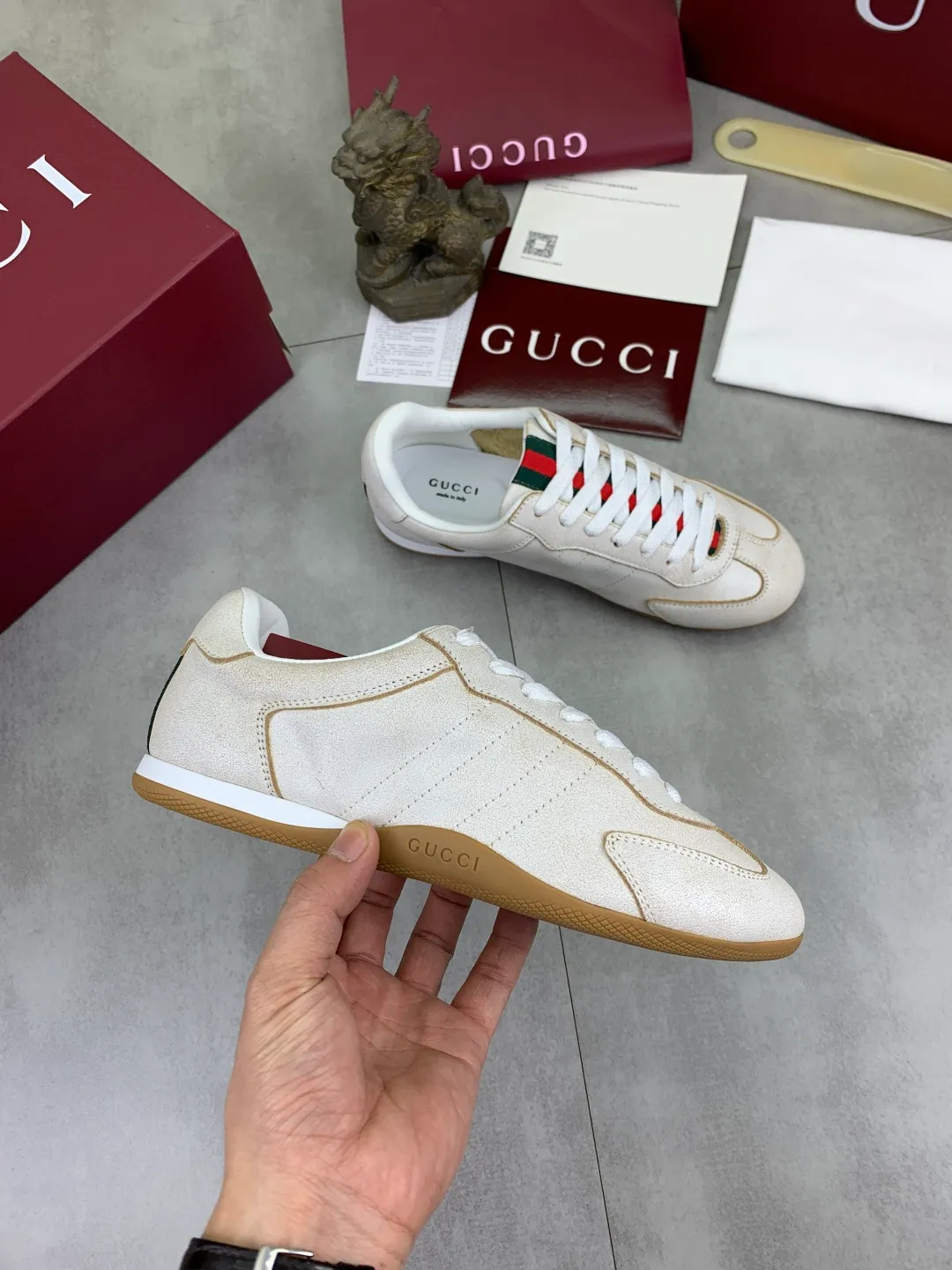 Men's shoes 💰P542 💰[New model] 🆘 The latest model from Gucci's official website 🎁Classic casual and fashionable men's shoes 👟Breaking hot model 💥The style is simple and elegant, exclusive for trendy men. Unique official website's latest brand elements 👑Gucci original decoration, fashionable and generous, the fabric is made of original soft calfskin➕Comfortable soft pigskin lining ✅The official website specifies wear-resistant rubber outsole_full of elasticity, classic model taken in real life🎬Color: 5️⃣colors available😍Number: 35-44